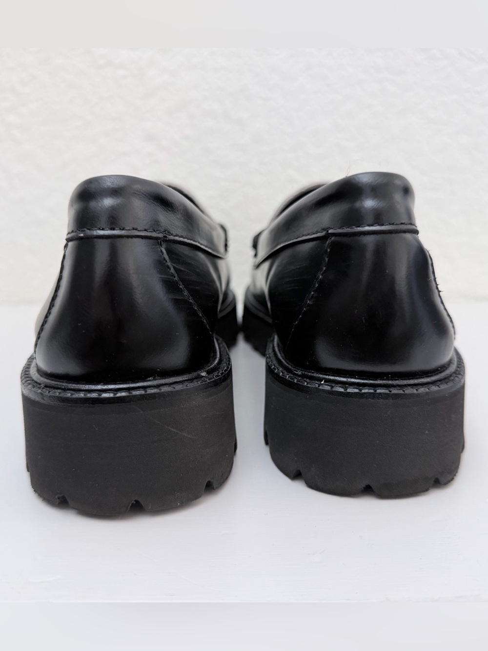 G.H. Bass Women's Whitney Super Lug Weejuns Black & White Penny Loafers Size 8.5 - Picture 10 of 13